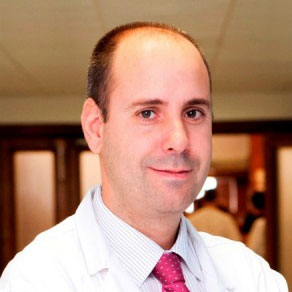 Dr. Javier Cortés
