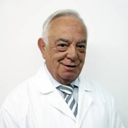 Dr. Andrés C. Escudero Fernández Dr. Andrés C. Escudero Fernández