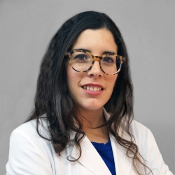 Dra. Sara Moreno Fernández Dra. Sara Moreno Fernández