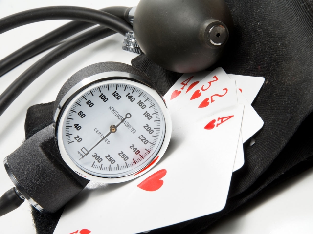 Hipertensión cartas poker