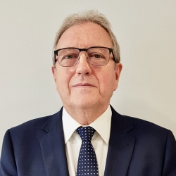 Sr. José Luis Mir Novellón Sr. José Luis Mir Novellón